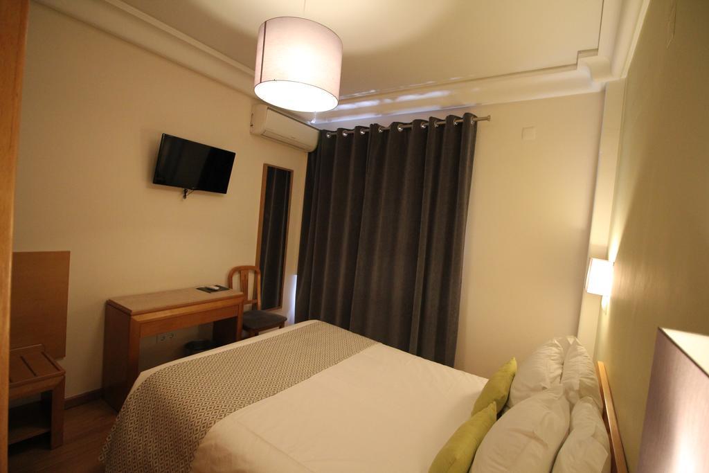 Imperador Hotel Lisbon Exterior photo